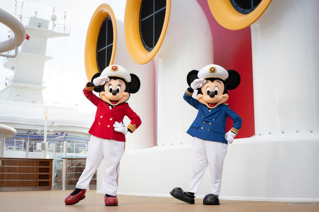 Disney Wish - Mickey and Minnie Captain’s Deck